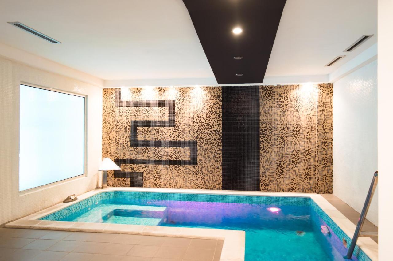 Hotel Lepenski Vir Donji Milanovac Kültér fotó
