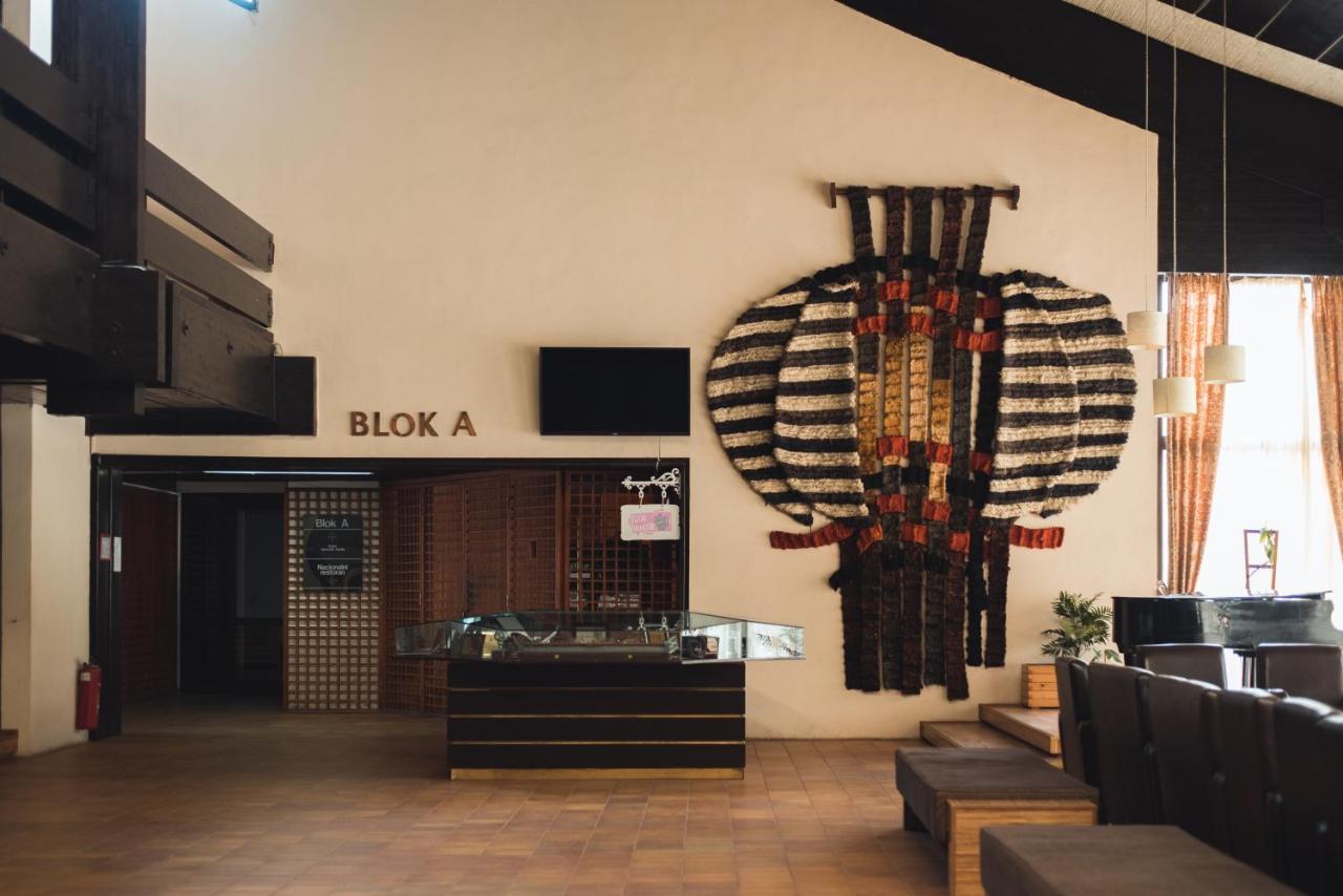 Hotel Lepenski Vir Donji Milanovac Kültér fotó