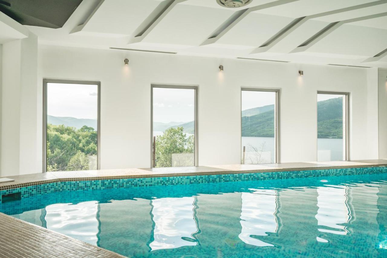 Hotel Lepenski Vir Donji Milanovac Kültér fotó