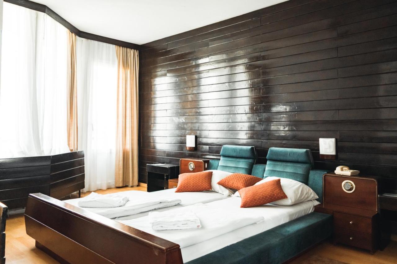 Hotel Lepenski Vir Donji Milanovac Kültér fotó